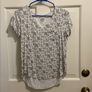 hollister front pocket elephant top
